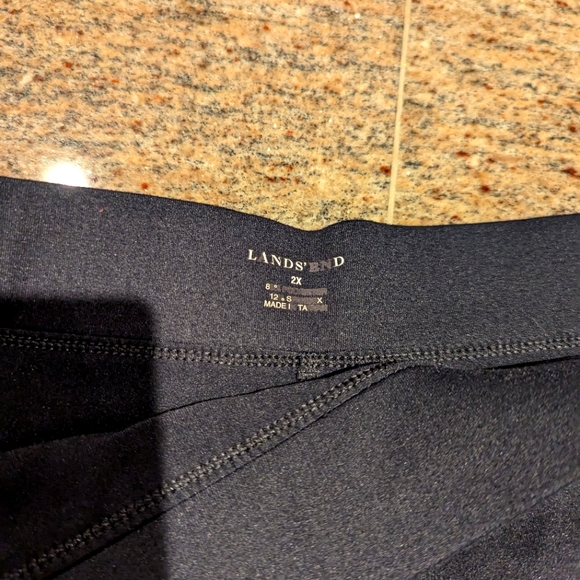 Lands End Plus Size Black Performanc Knit Skirt.  Size 2X EUC - Picture 3 of 9